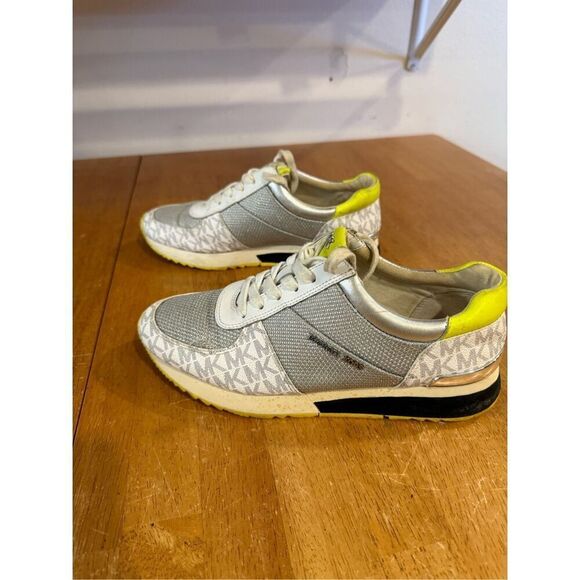 Michael Kors Mix-Media Trainer Sneakers Shoes Womens SZ 8 - Picture 7 of 10